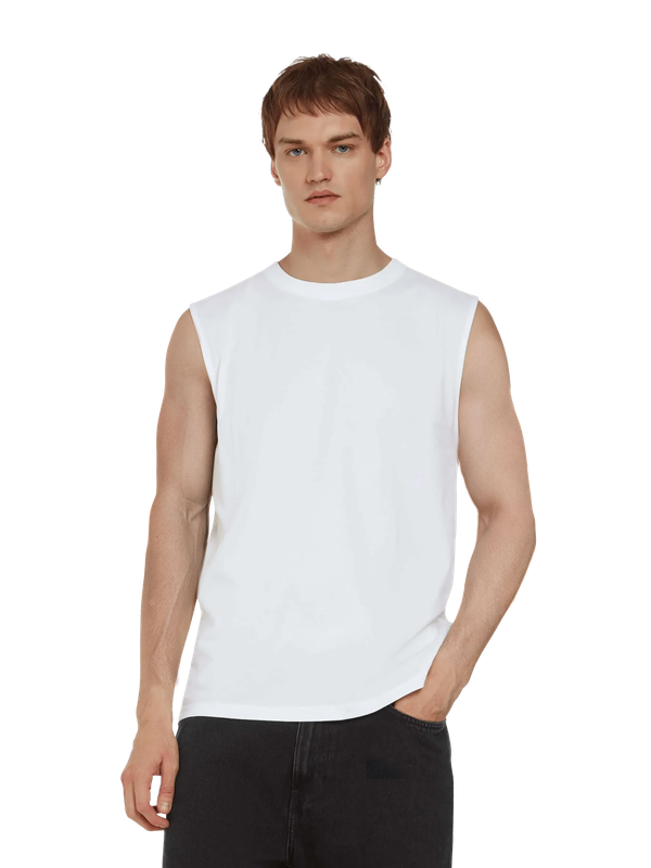Sleeveless T-shirt