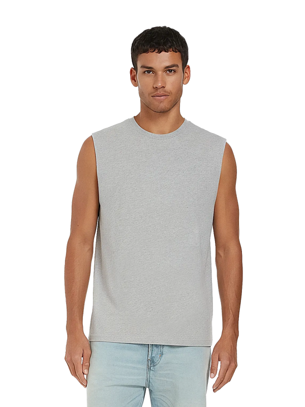 Sleeveless T-shirt